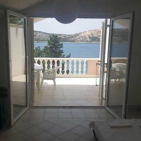 Milka Appartements Stara Novalja Ngoại thất bức ảnh